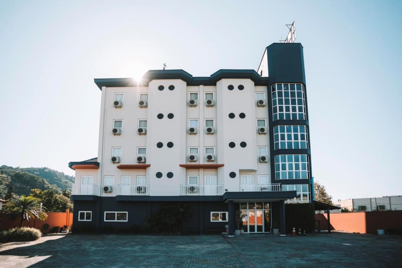 Hotel Andardac